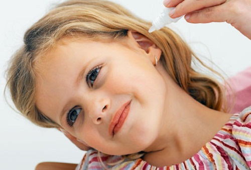 Tại sao trẻ em lại bị nhiễm trùng tai?